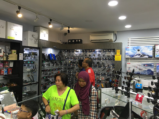 Gearz Pantai Cenang Outlets Gearz Pantai Cenang Outlets