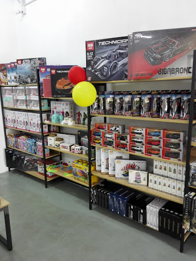Jerry's Toy Store (JTS) Jerry's Toy Store (JTS)