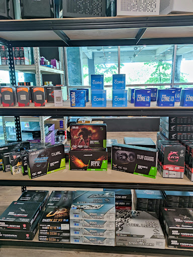 RacunTech Penang (Aras 1) | Best Custom Gaming PC Builder